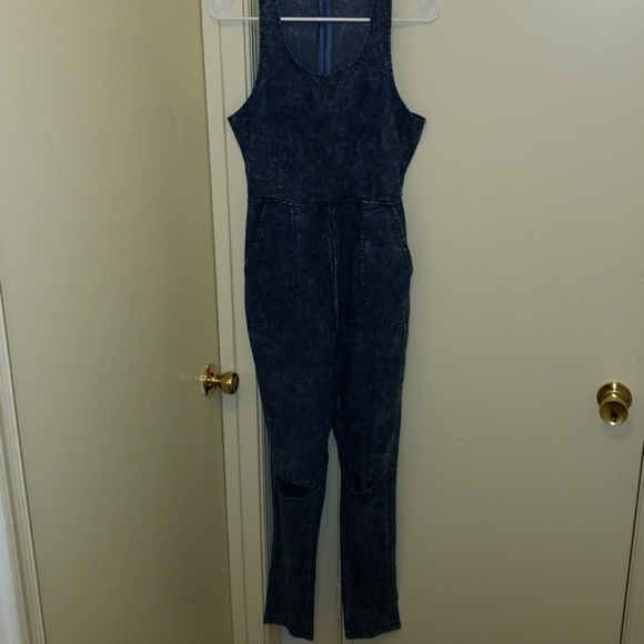 One piece denim jumpsuit - Picture 1 of 5